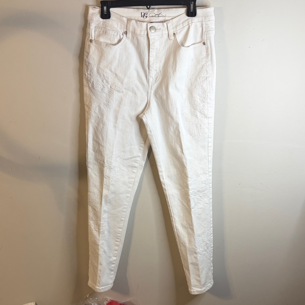 DG2 by Diane Gilman Classic White Skinny Jeans Size 10 #401